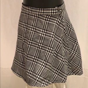 American Apparel black and white skirt